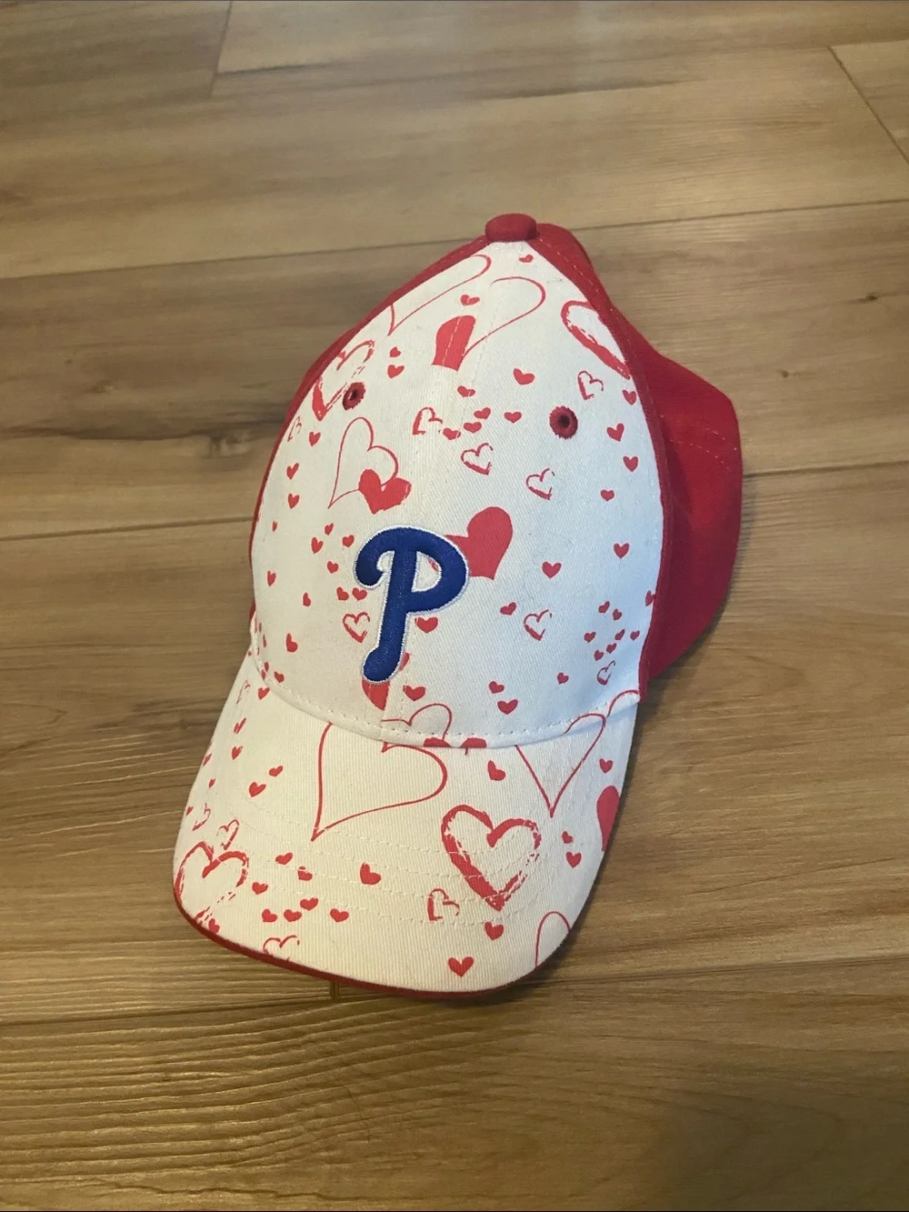 Philadelphia Phillies Pink & Red Heart Print Baseball Cap little Girls